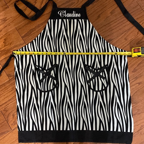 Gourmet Club Zebra pattern Kitchen Apron with “Claudine” engraved - Picture 7 of 8